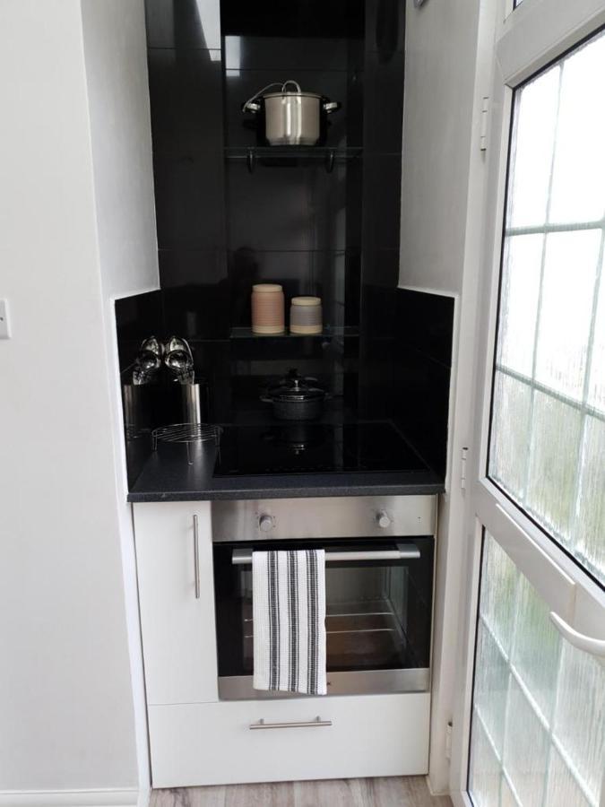 Apartamento Star London Brent Street Cosy 1-Bed Hideaway Hendon Exterior foto